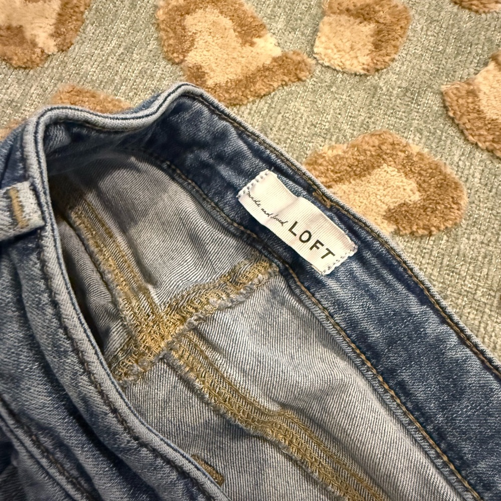 LOFT Women’s  Curvy Skinny Crop Jeans - Picture 4 of 9